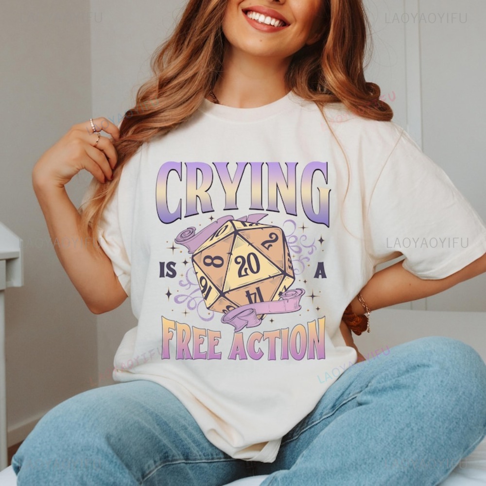 面白い DnD 泣き声はフリーアクション D20 ダイス T - Retro Gaming T Shirt のレビューと価格